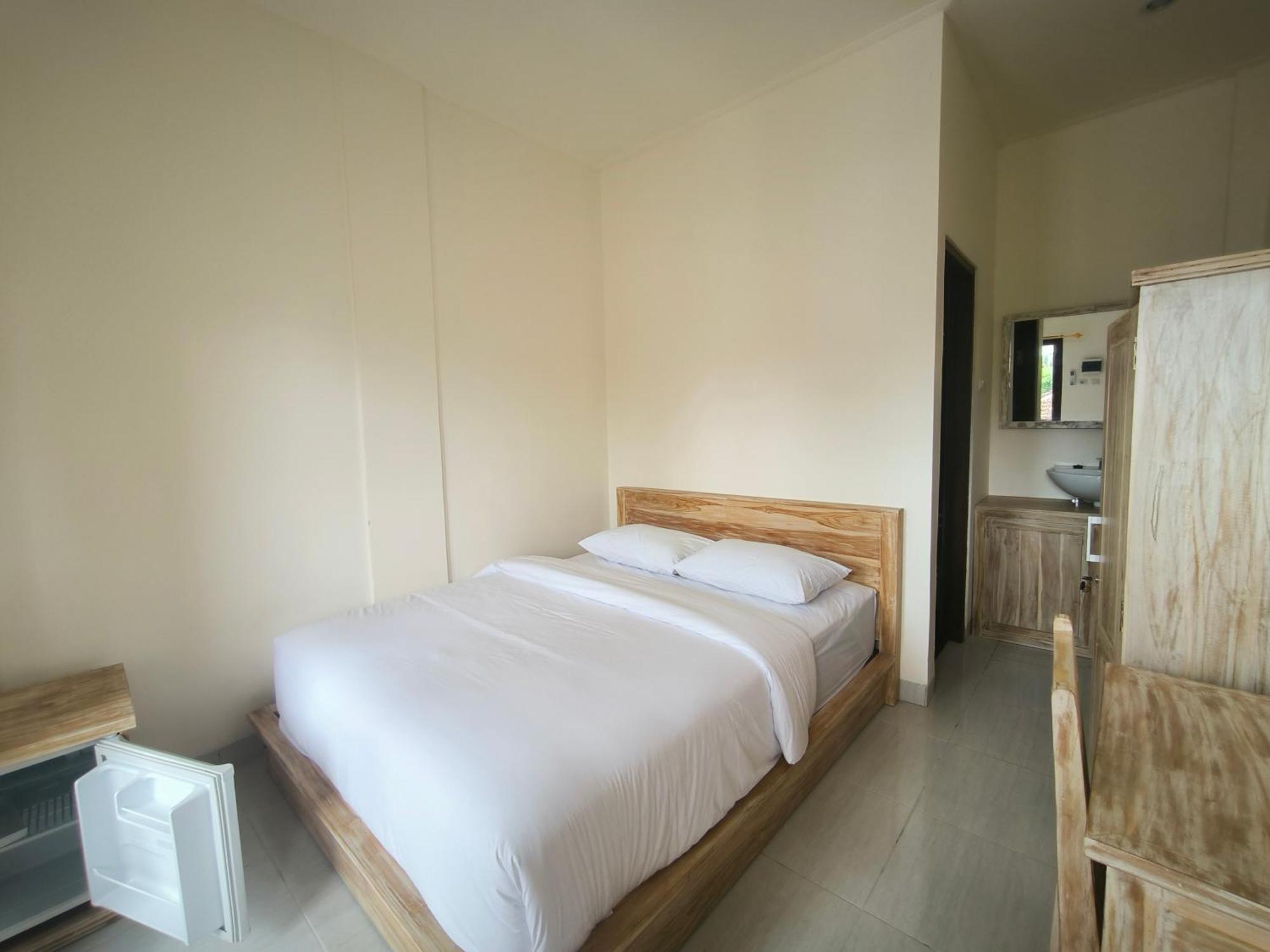 Ken Ken Guest House 塞米亚克 外观 照片