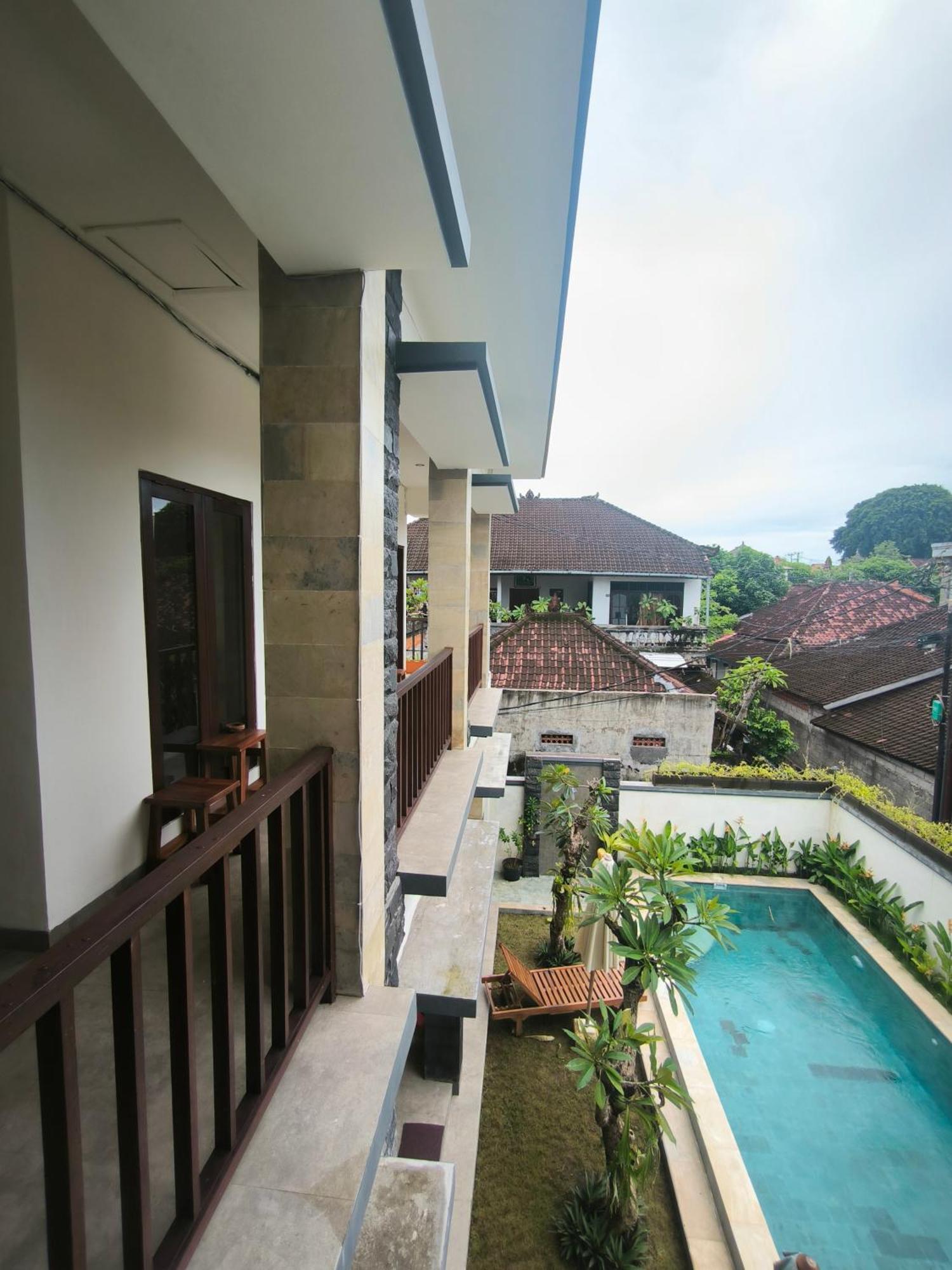 Ken Ken Guest House 塞米亚克 外观 照片